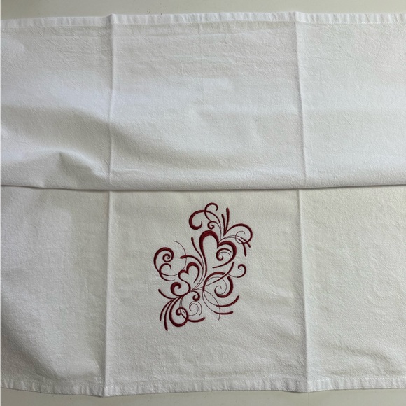 Valentines celebration dish towels. - Picture 6 of 9